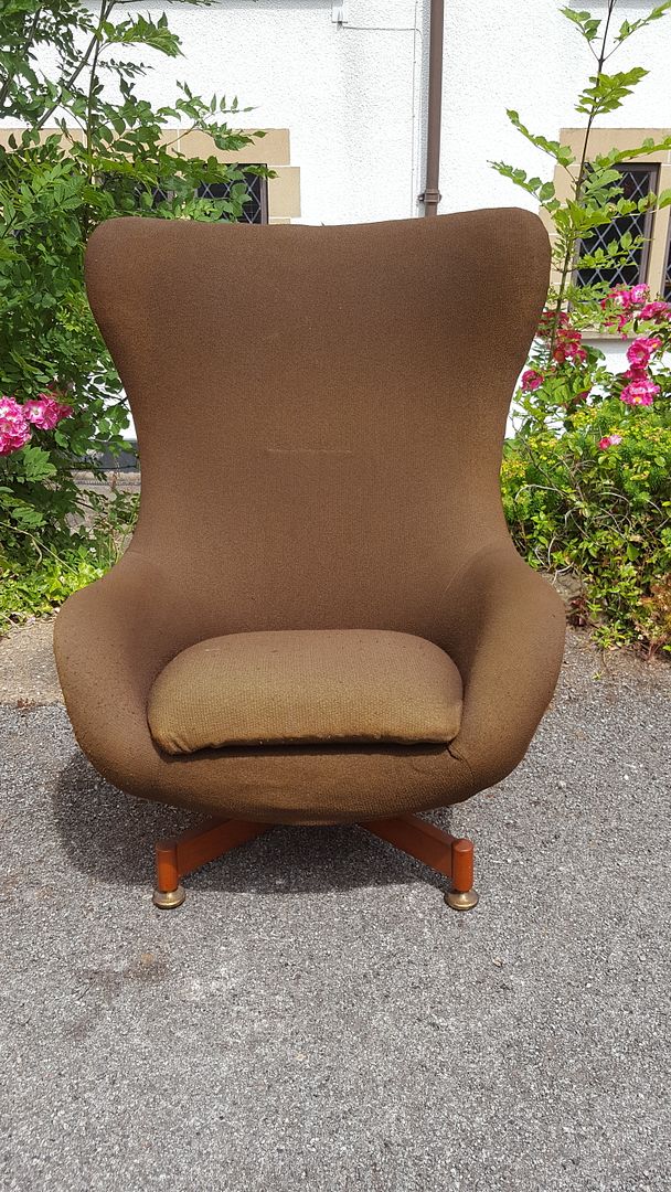 Fab & Funky Retro Mid Century Greaves & Thomas Swivel Egg/Pod Chair